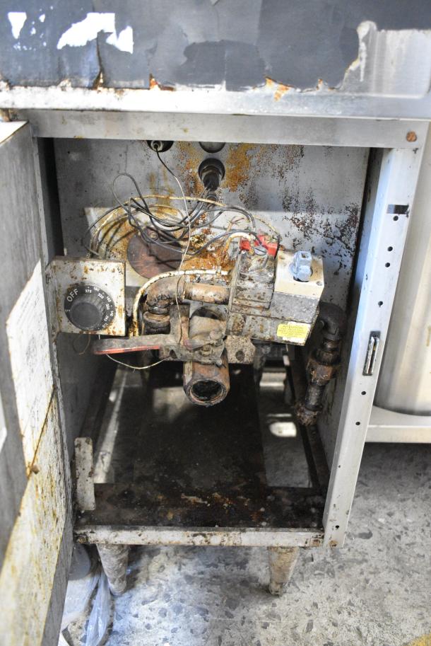 Frymaster GF14SD Stainless Steel Commercial Floor Style Propane Gas Powered Deep Fat Fryer. - Image 6 of 7