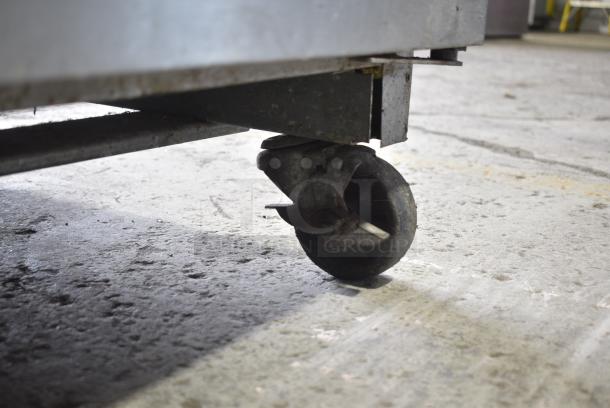 Fagor FMT-45-18 Stainless Steel Commercial Prep Table on Commercial Casters. 115 Volts, 1 Phase. Tested and Working! - Image 7 of 10