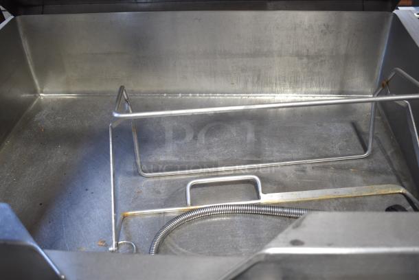Market Forge 40P-STGL Stainless Steel Commercial Floor Style Natural Gas Powered Braising Pan. 126,000 BTU. - Image 6 of 8