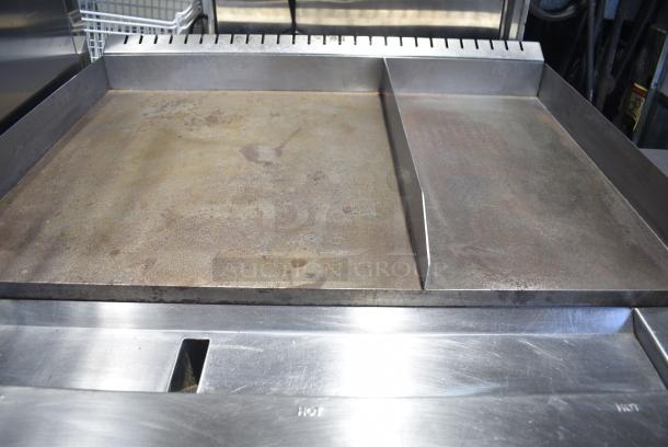 Southbend Stainless Steel Commercial Natural Gas Powered Flat Top Griddle w/ Convection Oven on Commercial Casters. - Image 4 of 8