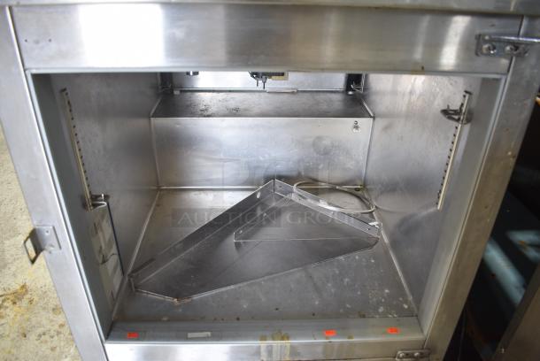 Norlake ZF081SMS/0-2DQ Stainless Steel Commercial 27" Ice Cream 8 Topping Cabinet w/ Freezer Base on Commercial Casters. 115 Volts, 1 Phase. Tested and Does Not Power On - Image 4 of 7