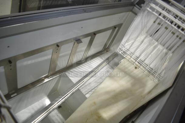 Hussmann DCSG-8 Ice Cream Dipping Cabinet. 115 Volts, 1 Phase. Tested and Does Not Power On - Image 3 of 6
