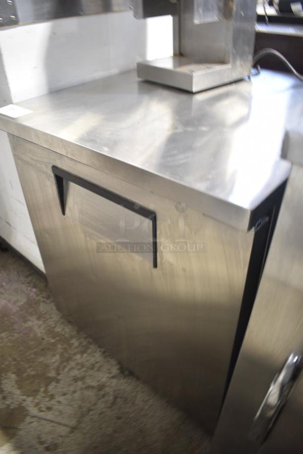True TUC--27-LP Stainless Steel Commercial Undercounter Single Door Cooler on Commercial Casters. 115 Volts, 1 Phase. Tested and Working! - Image 3 of 8