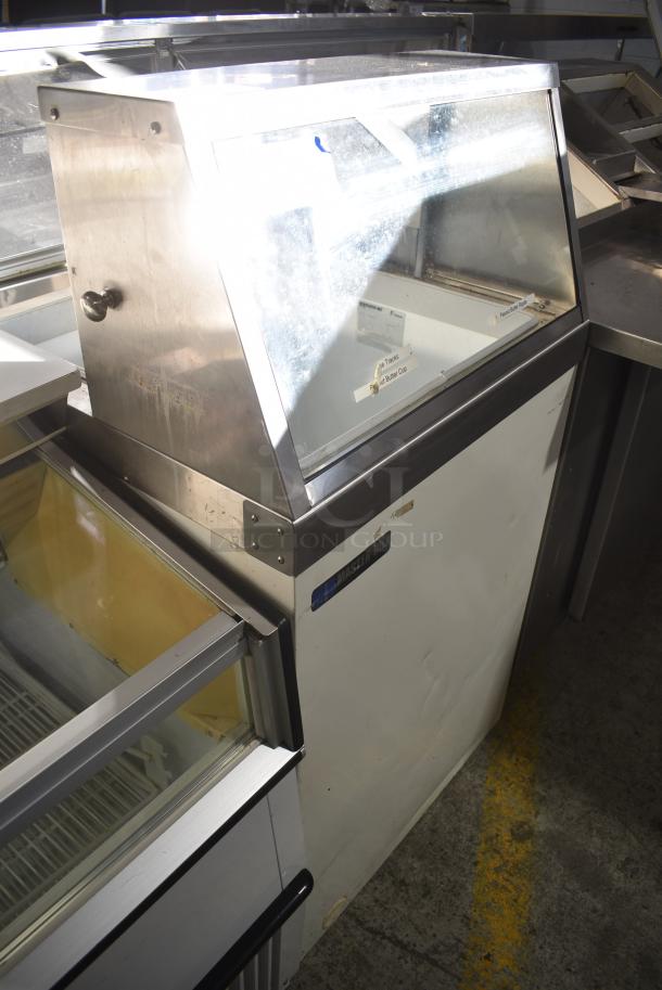 Master-Bilt DD-26 Metal Commercial Ice Cream Dipping Cabinet. 115/208-230 Volts, 1 Phase. Tested and Working! - Image 2 of 9