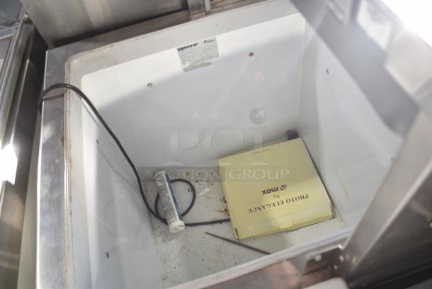 Master-Bilt DD-26 Metal Commercial Ice Cream Dipping Cabinet. 115/208-230 Volts, 1 Phase. Tested and Working! - Image 6 of 9
