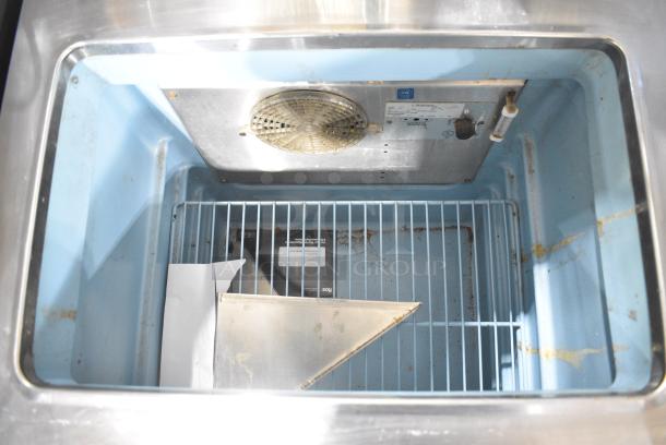 Delfield 401 Stainless Steel Commercial Prep Table. 115 Volts, 1 Phase. Tested and Powers On But Does Not Get Cold - Image 4 of 8