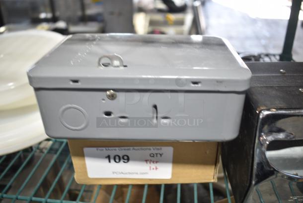 ALL ONE MONEY! Tier Lot of Various Items Including Napkin Dispenser and Poly Round Lids - Image 3 of 5