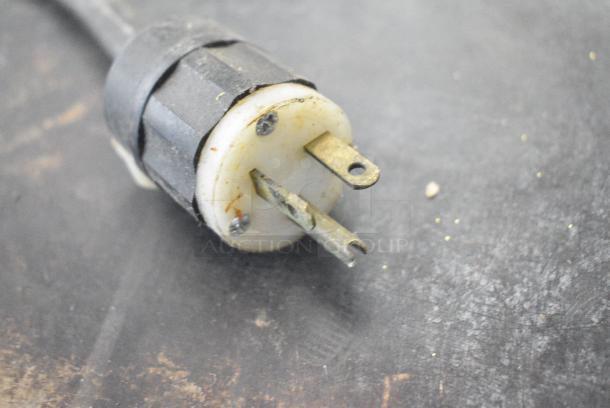 Star 524 Stainless Steel Commercial Countertop Electric Powered Flat Top Griddle. 250 Volts, 1 Phase. - Image 7 of 7