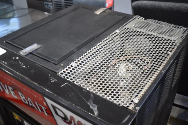 True GDM-05-LD Metal Commercial Mini Cooler Merchandiser. 115 Volts, 1 Phase. Tested and Working! - Image 4 of 8