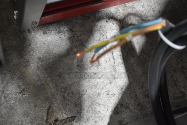 BRAND NEW SCRATCH AND DENT! 2016 BKI HSS4-2TSQ Stainless Steel Commercial Floor Style 2 Tier Warming Display Case Merchandiser. 230 Volts, 1 Phase. - Image 8 of 8