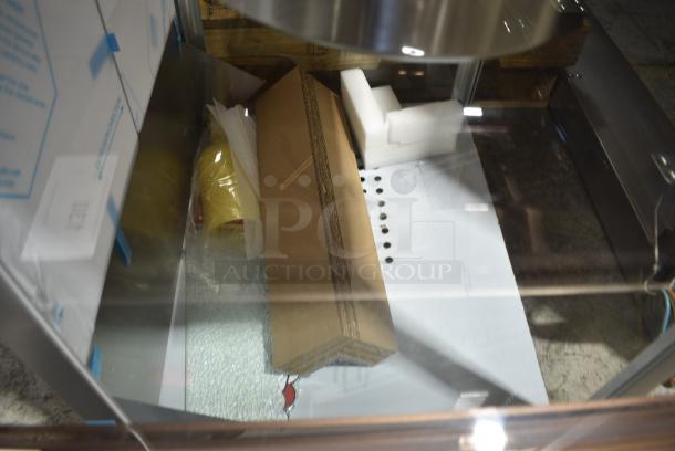 BRAND NEW SCRATCH AND DENT! Paragon TP-12 Metal Commercial Countertop Popcorn Machine. 120 Volts, 1 Phase. Tested and Working! - Image 5 of 10