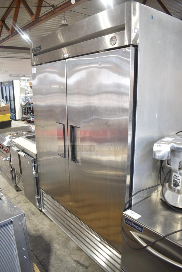 True T-49F Stainless Steel Commercial 2 Door Reach In Freezer on Commercial Casters. 115 Volts, 1 Phase. Cannot Test - Unit Trips Breaker - Image 2 of 10