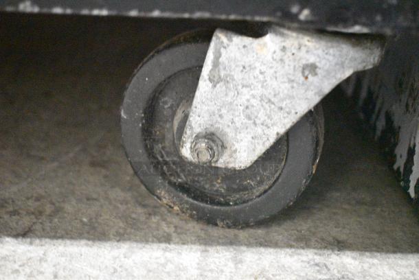 True T-49F Stainless Steel Commercial 2 Door Reach In Freezer on Commercial Casters. 115 Volts, 1 Phase. Cannot Test - Unit Trips Breaker - Image 4 of 10