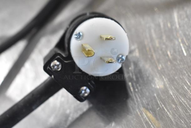 True T-49F Stainless Steel Commercial 2 Door Reach In Freezer on Commercial Casters. 115 Volts, 1 Phase. Cannot Test - Unit Trips Breaker - Image 10 of 10