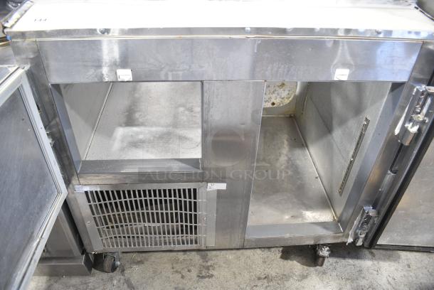 Leader LM36 S/C Stainless Steel Commercial Prep Table on Commercial Casters. 115 Volts, 1 Phase. Tested and Powers On But Does Not Get Cold - Image 8 of 10
