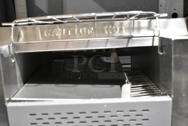 BRAND NEW SCRATCH AND DENT! Avantco 184T140 T140 Commercial 10" Wide Conveyor Toaster with 3" Opening. 300 Slices per Hour. 120 Volts, 1 Phase. Cannot Test Due To Plug Style - Image 4 of 8