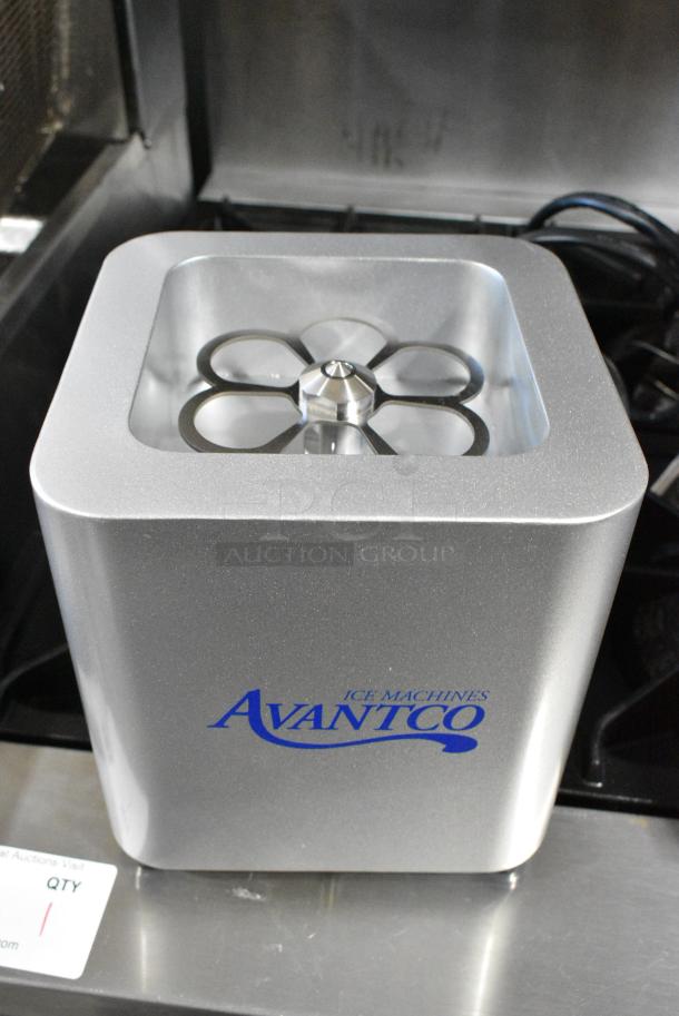 BRAND NEW SCRATCH AND DENT! Avantco Ice Countertop Mount Square Glass Froster / Chiller 194SQRCGF - Image 5 of 8
