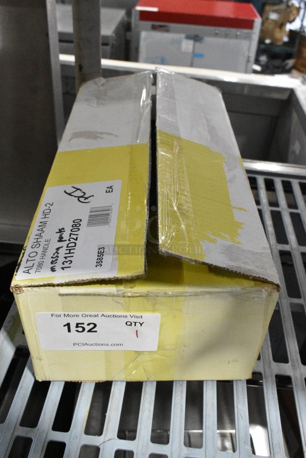 BRAND NEW SCRATCH AND DENT! 131HD27080 Alto-Shaam HD-27080 Door Handle. Missing Parts - Image 2 of 6