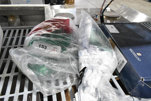 2 BRAND NEW SCRATCH AND DENT! Items; Rubbermaid Rough-Floor FGT25500WH00 20 oz. White Blend Looped End Wet Mop Head with 5" Headband 690T2500WH00 and Rubbermaid Web Foot FGT85306GR00 Green Large Microfiber Tube Wet Mop Head with 5" Headband 690FGT85306. 2 Times Your Bid! - Image 1 of 4