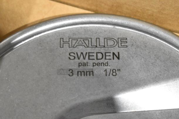 BRAND NEW SCRATCH AND DENT! Hobart 15SLICE-1/8-SS 1/8" Stainless Steel Slicing Plate 42515SLICE18 - Image 3 of 6