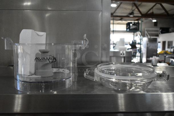 BRAND NEW SCRATCH AND DENT! AvaMix Revolution 9283BLCL34 3 Qt. Clear Plastic Bowl and Smooth "S" Blade for 1 hp Food Processors - Image 4 of 9