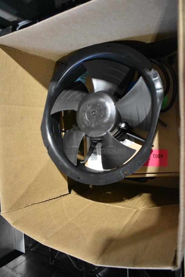 5 BRAND NEW SCRATCH AND DENT! Items Including Fan, Hobart SHRED-1/16 1/16" Grater / Shredder Plate 425SHRED116,Hobart 3246PLT-1/4S 32 1/4" Stay Sharp Grinder Plate for 4146, 4246, 4732, MG2032, and MG1532, Hobart 3246PLT-3/16S #32 3/16" Stay Sharp Grinder Plate for 4146, 4246, 4732, MG2032, and MG1532 Meat Grinders / Choppers 4253246P316S. 5 Times Your Bid! - Image 3 of 13