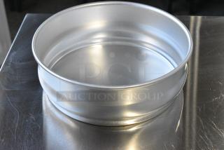 48 BRAND NEW! 176DPAN48 Metal Round Baking Pans. 48 Times Your Bid!