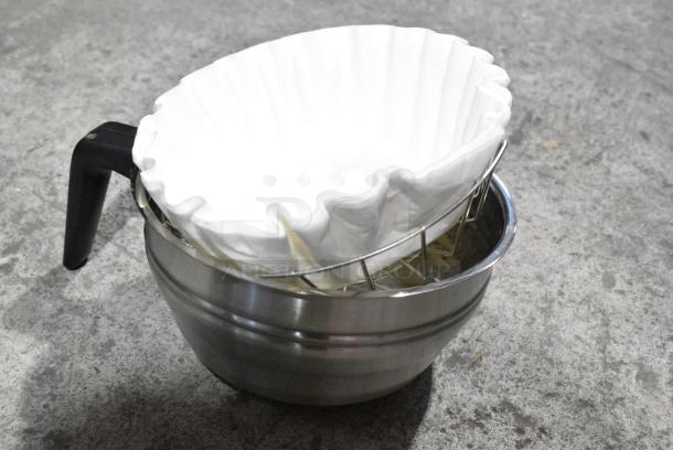 BRAND NEW SCRATCH AND DENT! Estella AIG3LAF Stainless Steel Automatic Coffee Maker with 3 Decanter Warmers and Digital Display. 120 Volts, 1 Phase. - Image 4 of 9