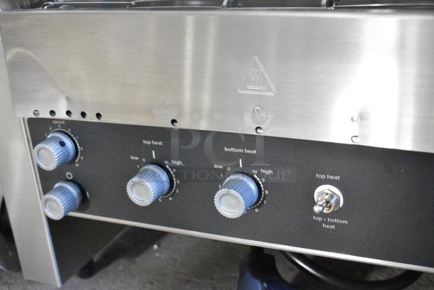 BRAND NEW SCRATCH AND DENT! Vollrath JT3BH Conveyor Toaster with 1 1/2"-3" Opening. 208 Volts, 1 Phase. - Image 6 of 13