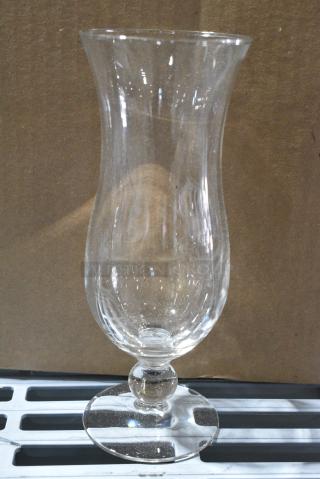 BRAND NEW SCRATCH AND DENT! Box of 8 Libbey 3616 14.5 oz. Squall Hurricane Glass