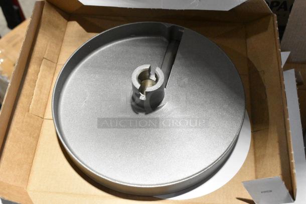 2 BRAND NEW SCRATCH AND DENT! Items Including Robot Coupe 28121 25/32" Dicing Grid and Robot Coupe 28132 25/32" Slicing Disc. 2 Times Your Bid! - Image 1 of 6