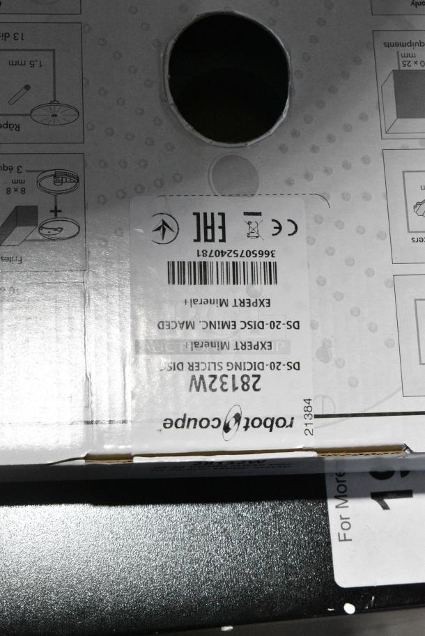 2 BRAND NEW SCRATCH AND DENT! Items Including Robot Coupe 28121 25/32" Dicing Grid and Robot Coupe 28132 25/32" Slicing Disc. 2 Times Your Bid! - Image 6 of 6
