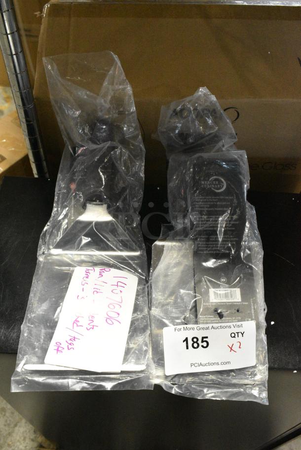 2 BRAND NEW SCRATCH AND DENT! Mercer Culinary M18290 Hell's Handle® High Heat 6" x 5" Heavy-Duty Square Edge Turner. 2 Times Your Bid! - Image 1 of 4
