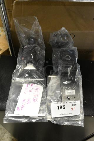 2 BRAND NEW SCRATCH AND DENT! Mercer Culinary M18290 Hell's Handle® High Heat 6" x 5" Heavy-Duty Square Edge Turner. 2 Times Your Bid!