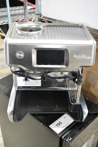BRAND NEW SCRATCH AND DENT! Breville BES880 BSS / C Metal Countertop Espresso Machine. 120 Volts, 1 Phase.