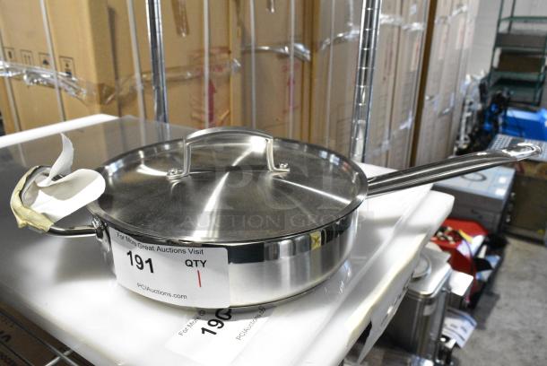 BRAND NEW SCRATCH AND DENT! Vigor 173SSAUTPN3 Stainless Steel Saute Pan - Image 1 of 5