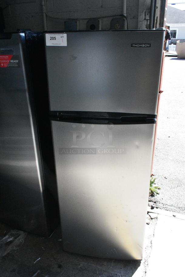 BRAND NEW SCRATCH AND DENT! Thomson TFR725 Refrigerator with Freezer and Rounded Chrome Corners. 115 Volts, 1 Phase. Tested and Working! - Image 1 of 7
