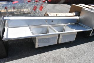 BRAND NEW SCRATCH AND DENT! Regency 600S22323224 Stainless Steel 2 Bay Sink w/ Dual Drain Boards. No Legs.