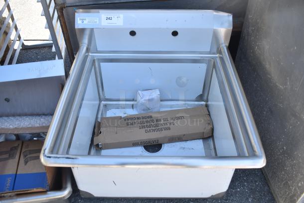 BRAND NEW SCRATCH AND DENT! Steelton 522CS12424 29 1/2" 18-Gauge Stainless Steel One Compartment Commercial Sink without Drainboard - 24" x 24" x 12" Bowl - Image 1 of 7