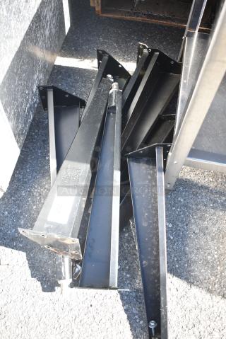 8 Metal Convection Oven Legs. 8 Times Your Bid!