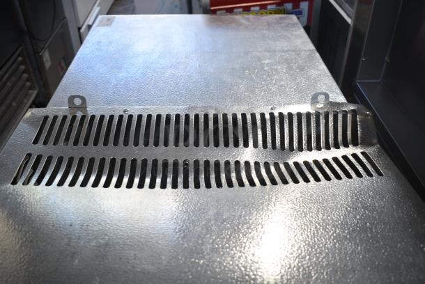 BRAND NEW SCRATCH AND DENT! Heatcraft Pro6 PT0068MBNAMSA Metal Commercial Compressor Condenser for Walk In Box. 208-230 Volts, 1 Phase. - Image 5 of 7