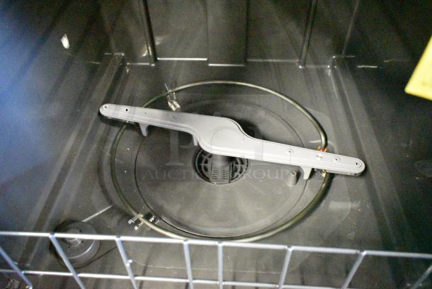 BRAND NEW SCRATCH AND DENT! Frigidaire FDPC4314AS0A Stainless Steel Undercounter Dishwasher. 120 Volts, 1 Phase. - Image 5 of 6