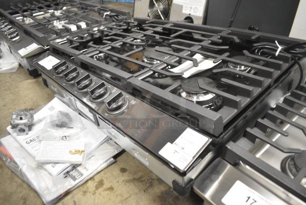 BRAND NEW SCRATCH AND DENT! 2024 LG CBGJ3023D/00 Stainless Steel Drop In Gas Powered 5 Burner Range. - Image 3 of 10