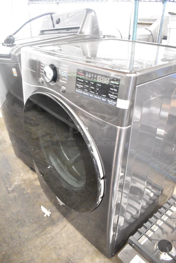 BRAND NEW SCRATCH AND DENT! LG DLEX4080B Metal Electric Powered Front Load Dryer. 208/240 Volts, 1 Phase. - Image 3 of 9