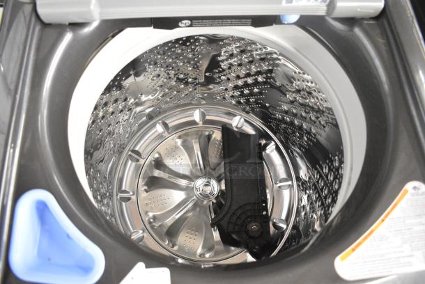 BRAND NEW SCRATCH AND DENT! LG WT7900HBA Metal Top Load Washer. 115 Volts, 1 Phase. - Image 5 of 8