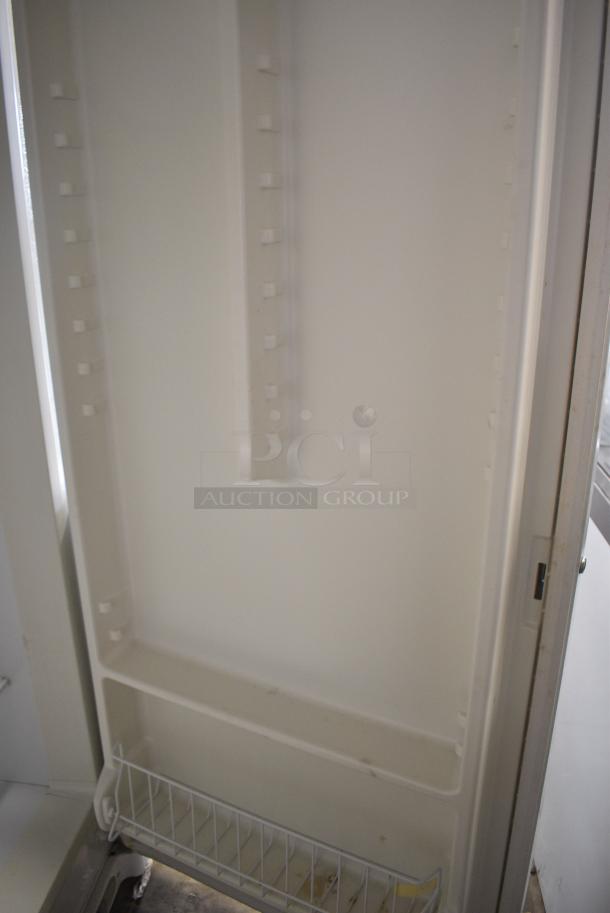 Frigidaire FFU21M7HWM Metal Single Door Reach In Freezer. 115 Volts, 1 Phase. Tested and Working! - Image 5 of 7