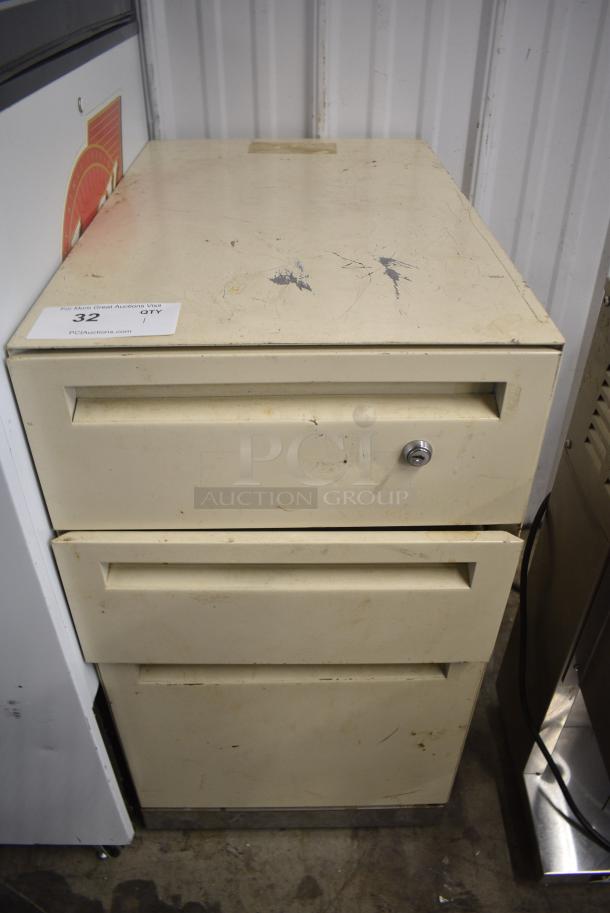 Metal 3 Drawer Filing Cabinet. - Image 1 of 3
