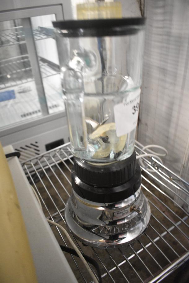 Waring 18BL93 Metal Countertop Blender w/ Glass Pitcher. 120 Volts, 1 Phase. Tested and Working! - Image 2 of 6