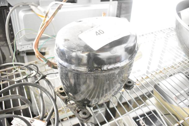Embraco EGUS 70HLP Motor. 115-127 Volts, 1 Phase. - Image 2 of 4