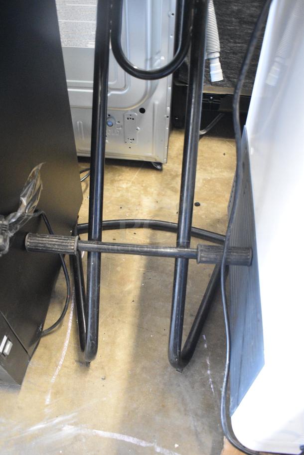 Black Chair - Image 2 of 4